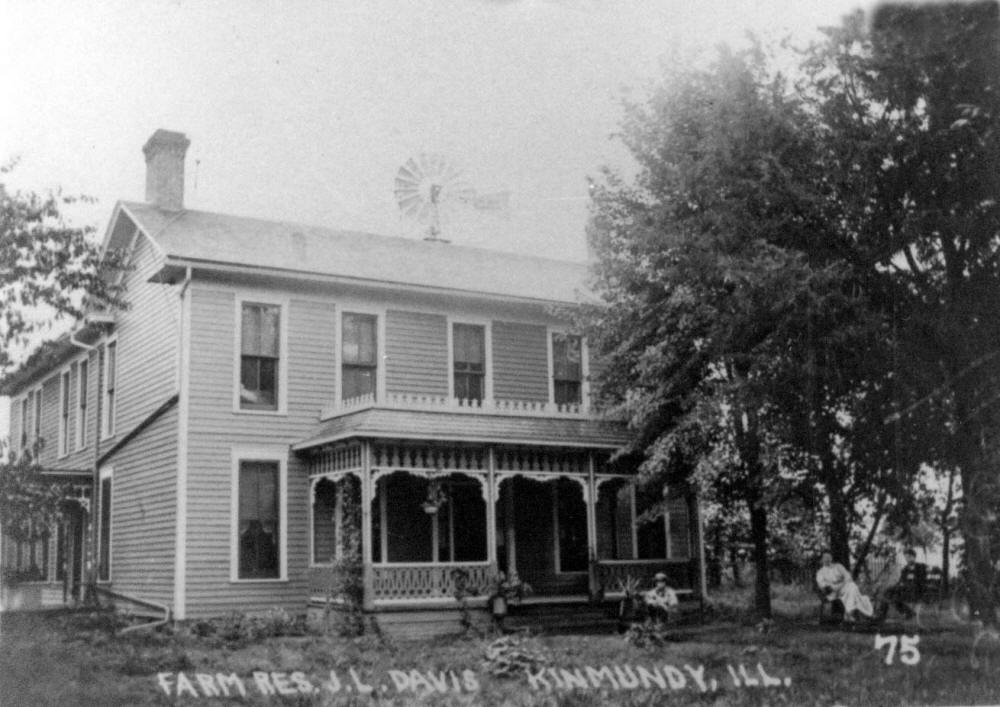 J.L. Davis farm home in Kinmundy