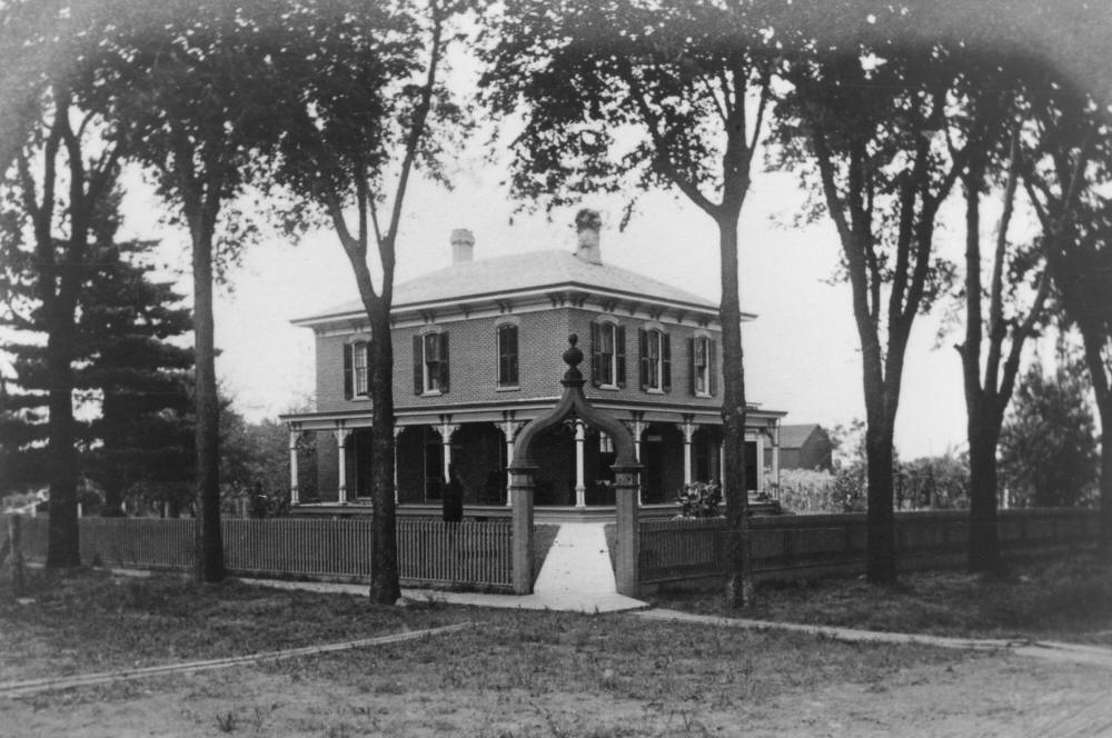 Capt. Rohrbough home in Kinmundy